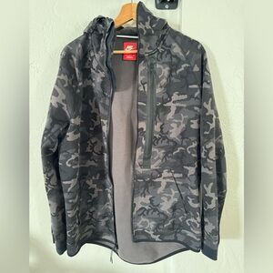 Nike Men's Camo Hoodie - Black and Gray